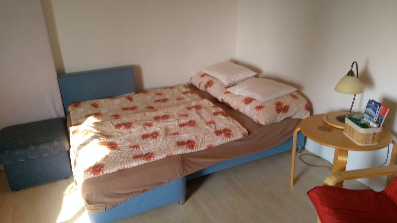 U Babicky A Jeji Psi Smecky Guest House Veselicko Exterior photo